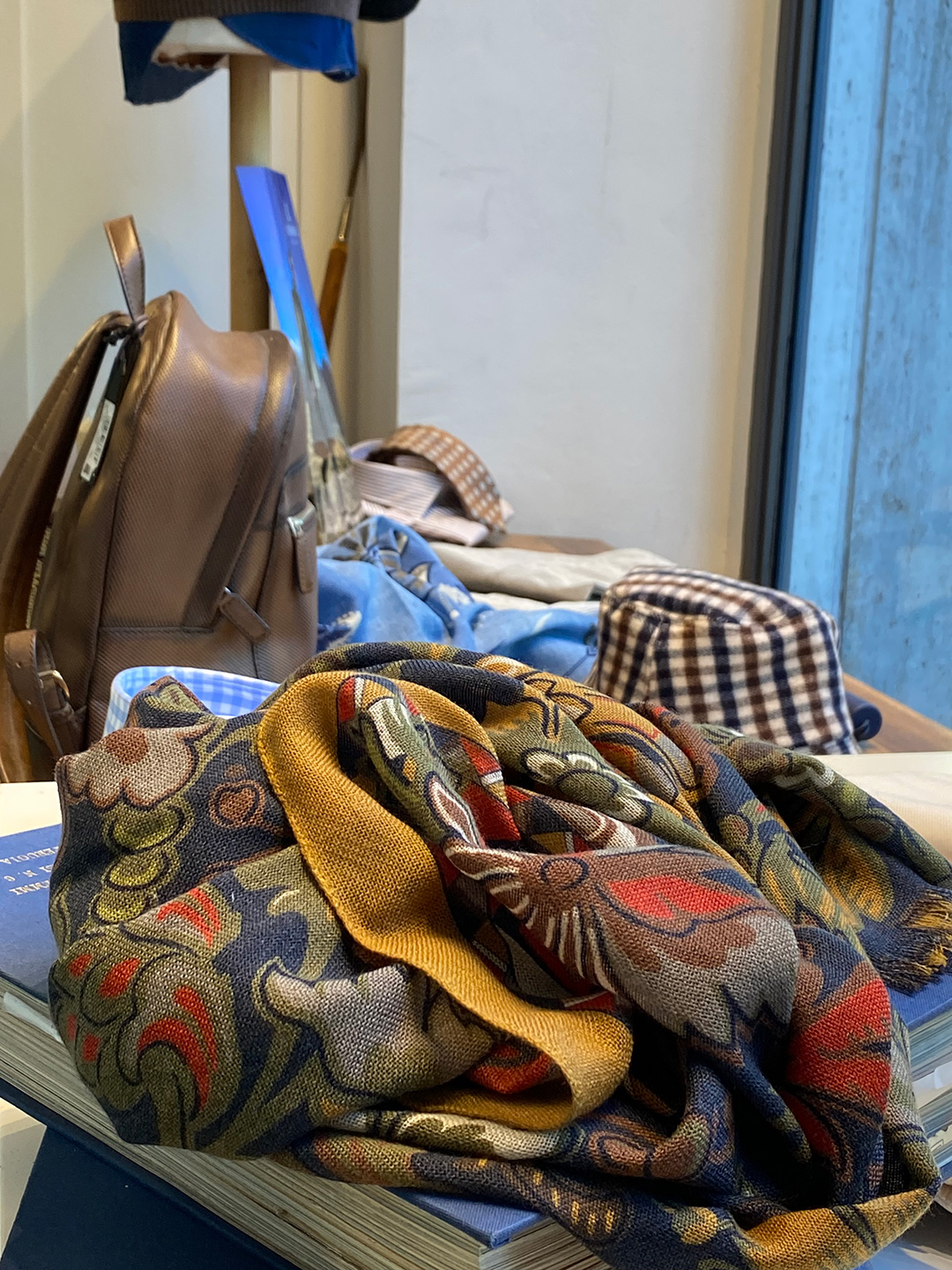 Accessori uomo – sciarpe e foulard colorati